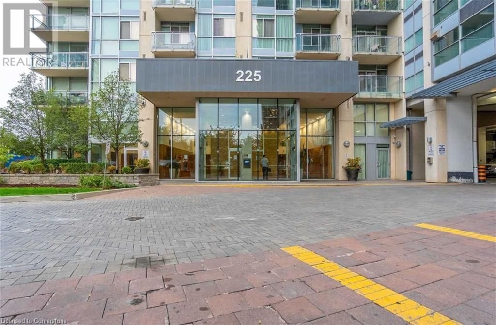 1603 - 225 WEBB DRIVE Image 2