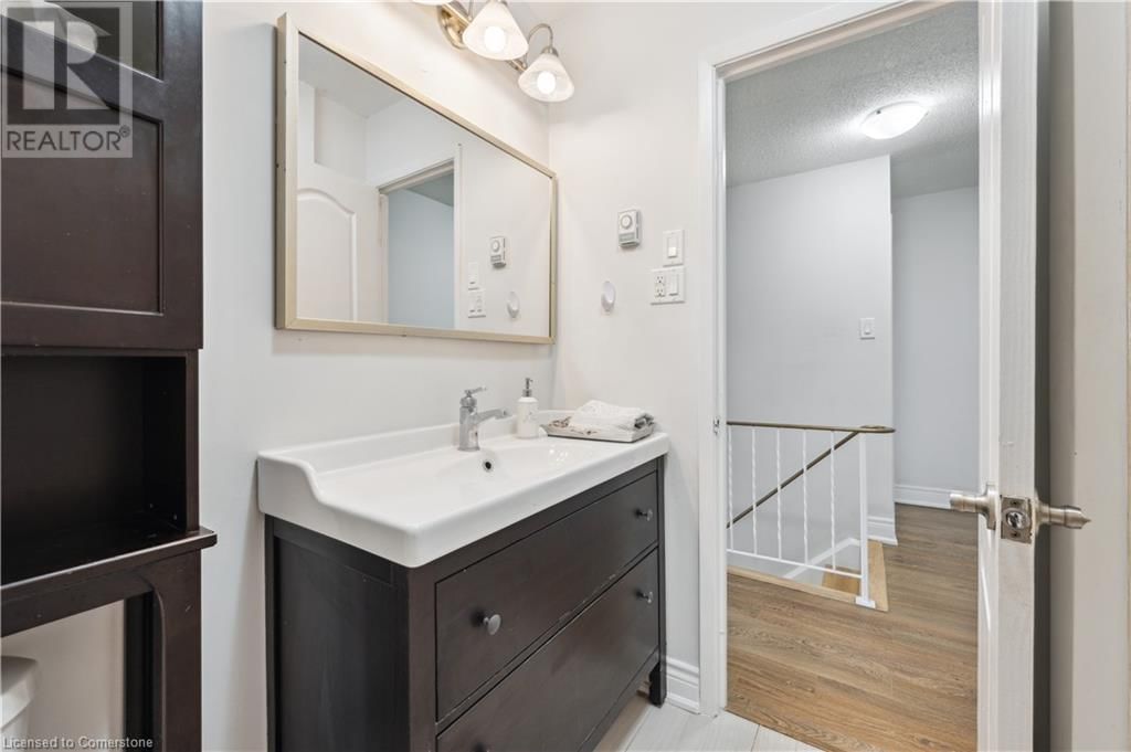 13 - 453 ALBERT STREET Image 25