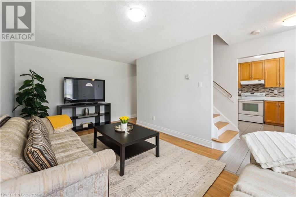 13 - 453 ALBERT STREET Image 9