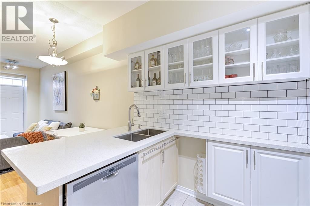 121 - 601 SHORELINE DRIVE Image 20