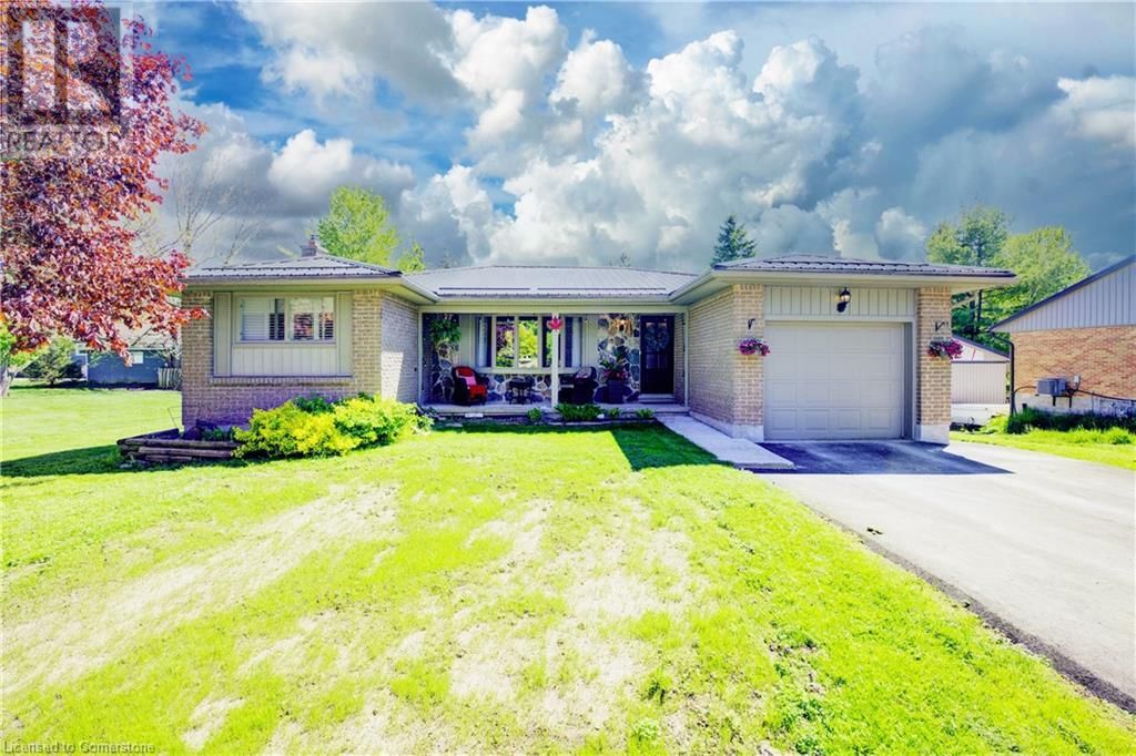 1076 HENRY STREET Image 3