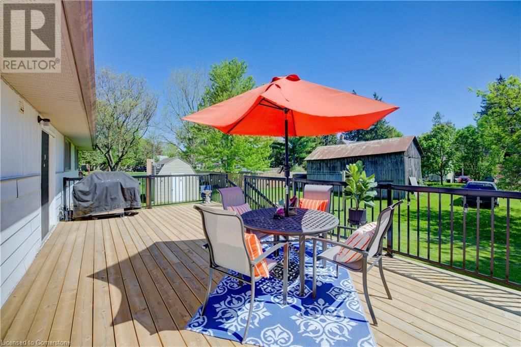 1076 HENRY STREET Image 36