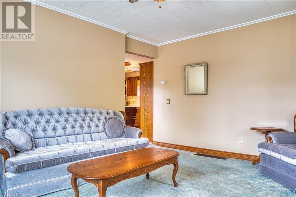 190 ELM AVENUE NORTH Image 16