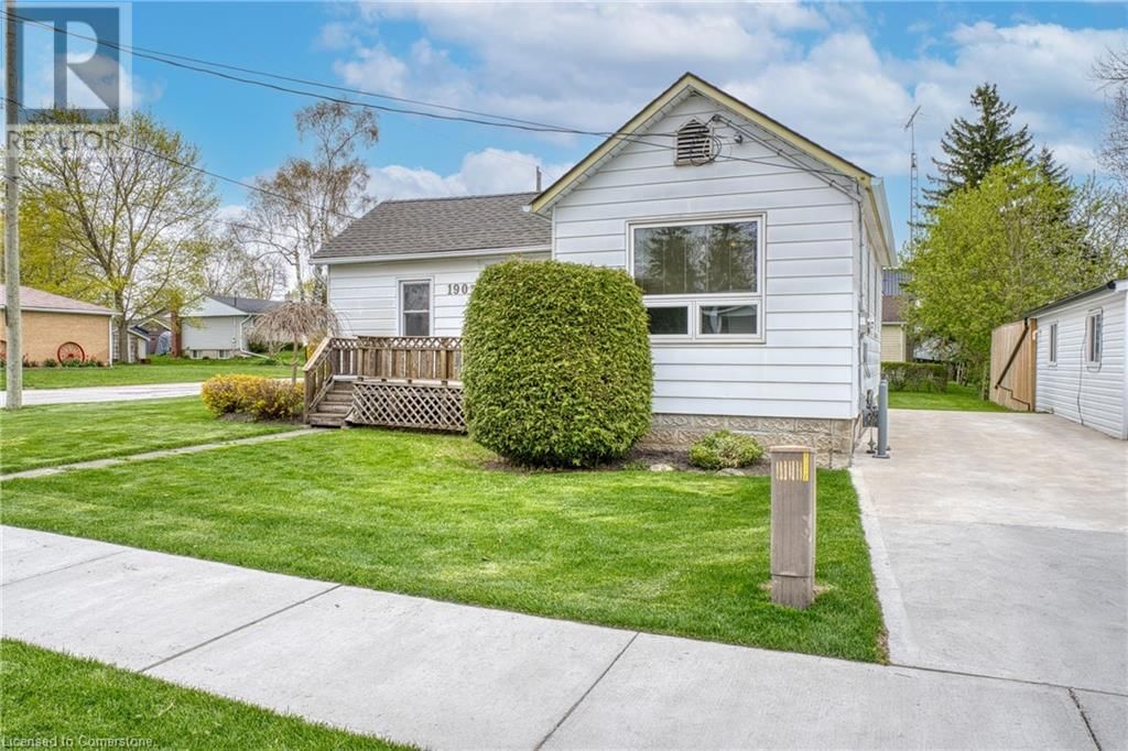 190 ELM AVENUE NORTH Image 2