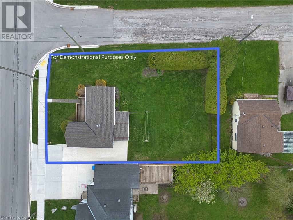 190 ELM AVENUE NORTH Image 24
