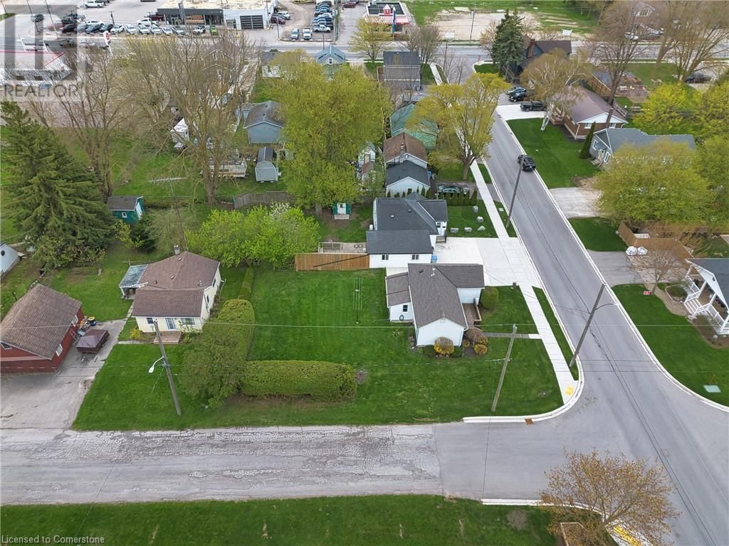 190 ELM AVENUE NORTH Image 25