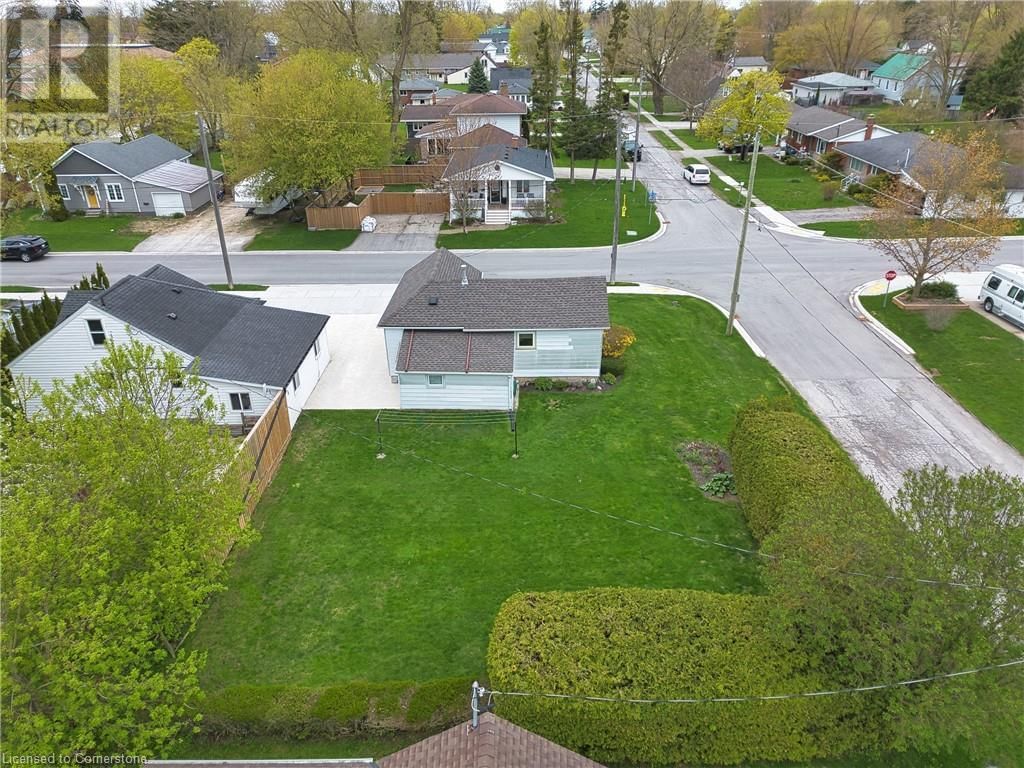 190 ELM AVENUE NORTH Image 26