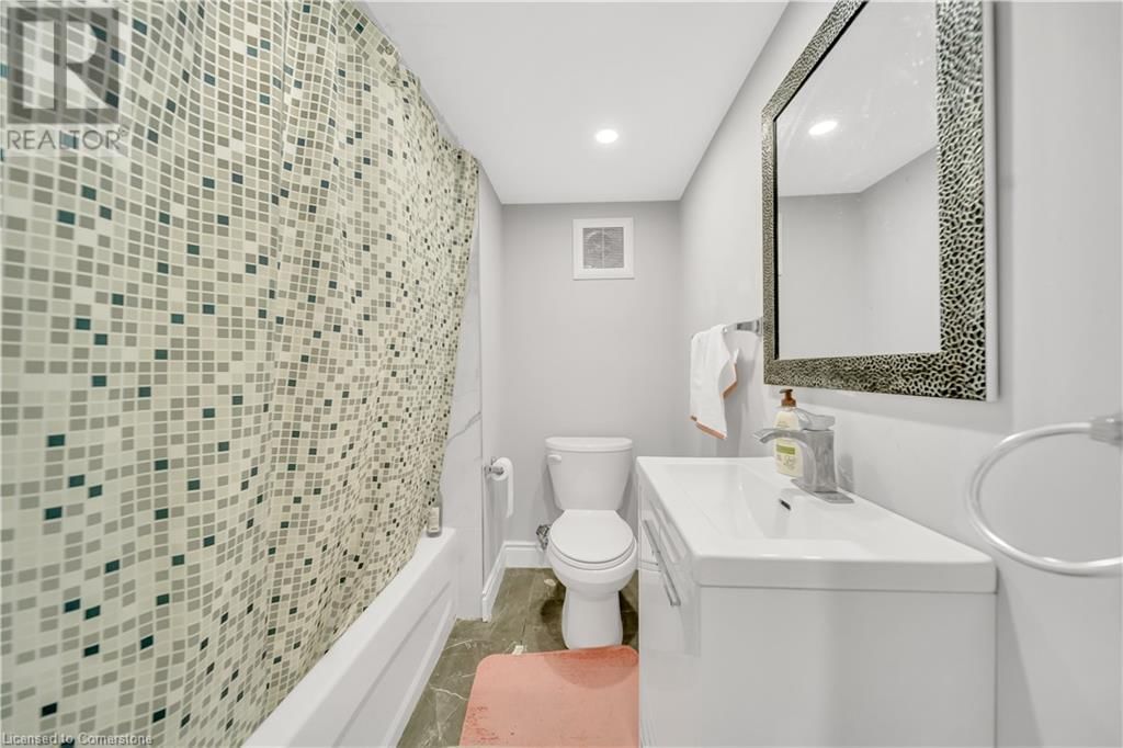 11 WILLOWRUN DRIVE Image 38