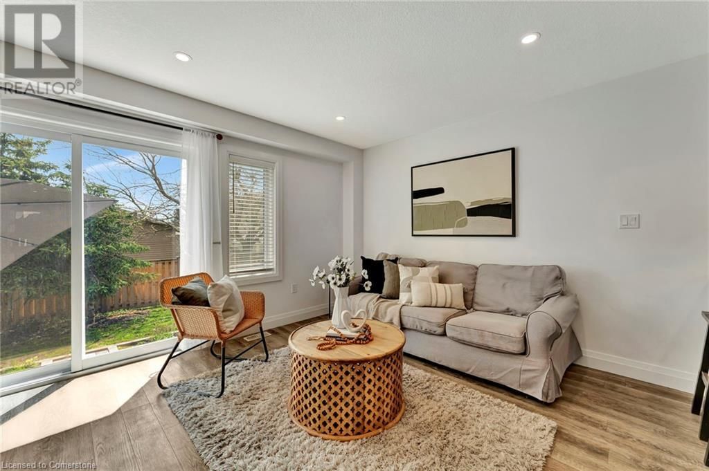 2211 WILLIAM SHAKESPEARE STREET Image 9