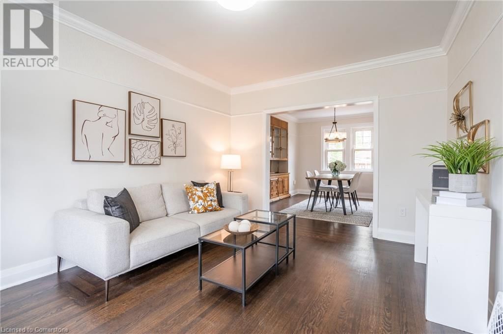11 HUXLEY AVENUE SOUTH Image 9