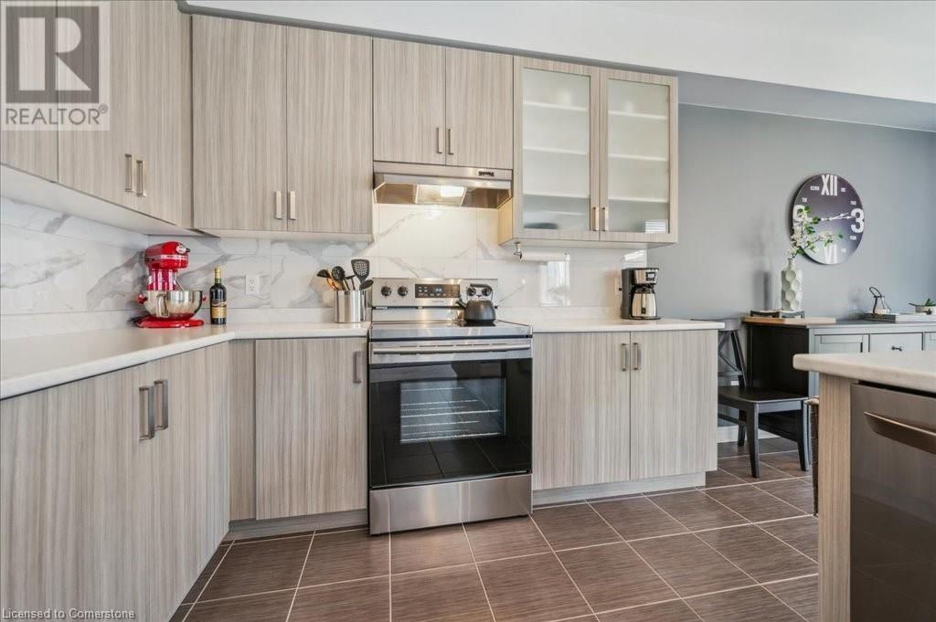 33 MCFARLANE CRESCENT Image 12