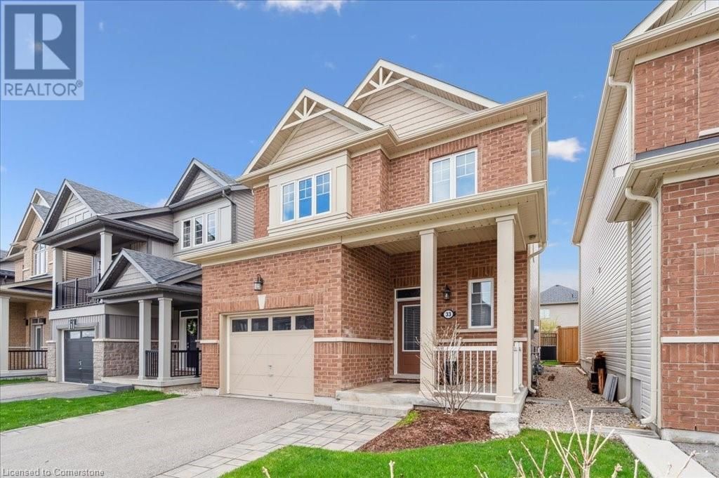 33 MCFARLANE CRESCENT Image 2