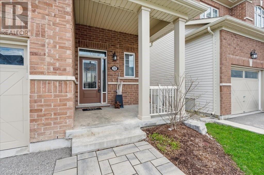 33 MCFARLANE CRESCENT Image 3
