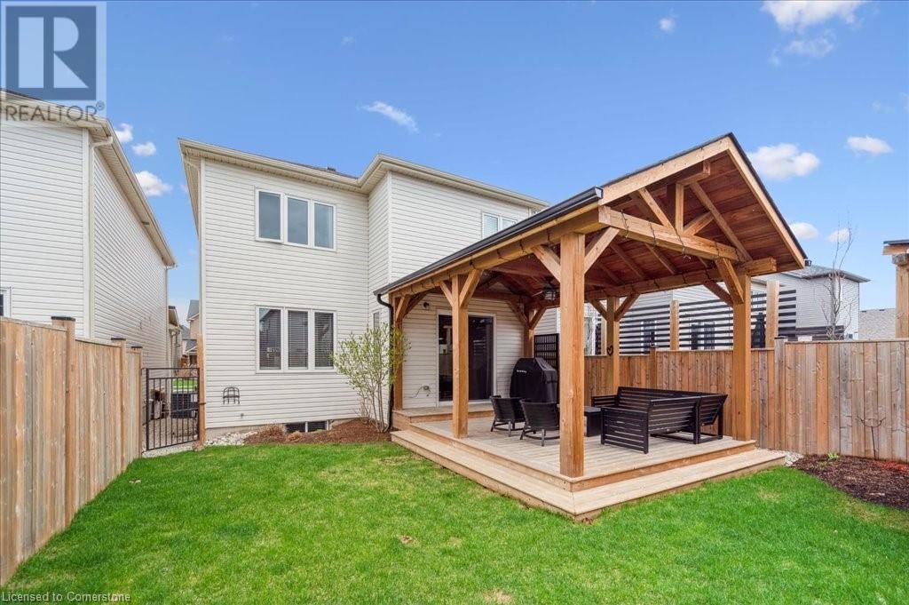 33 MCFARLANE CRESCENT Image 34