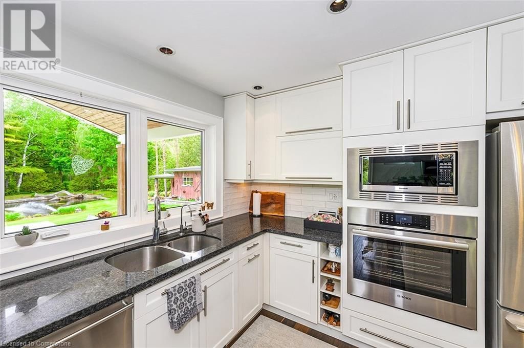 8495 APPLEBY LINE Image 9