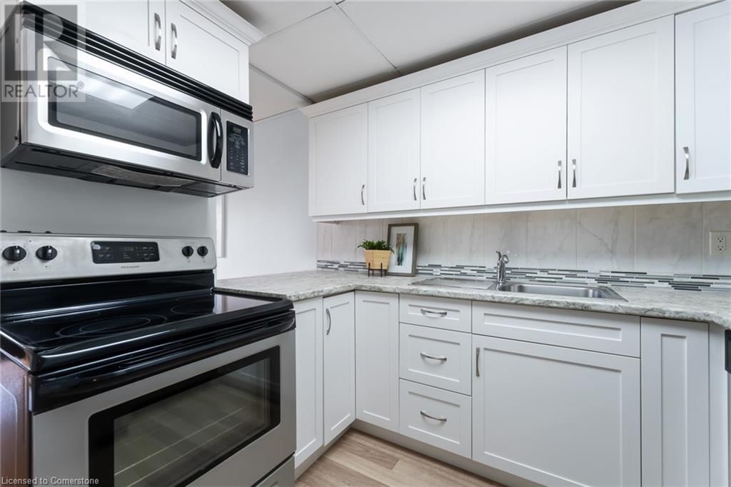 10 - 8646 WILLOUGHBY DRIVE Image 6