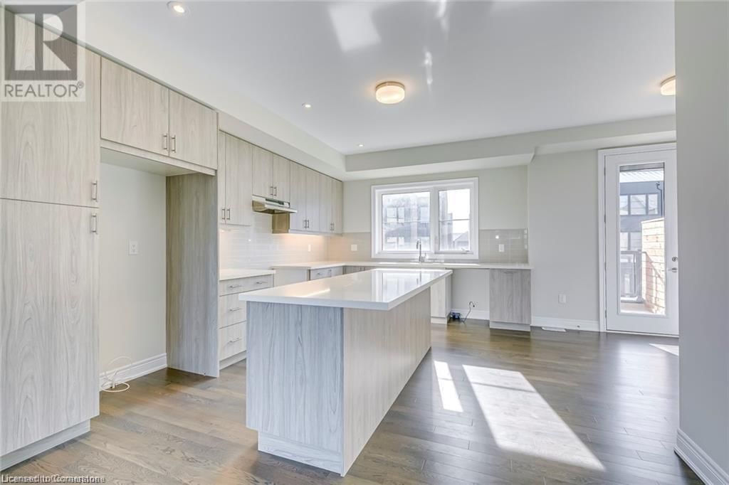 8 - 2273 TURNBERRY ROAD Image 12