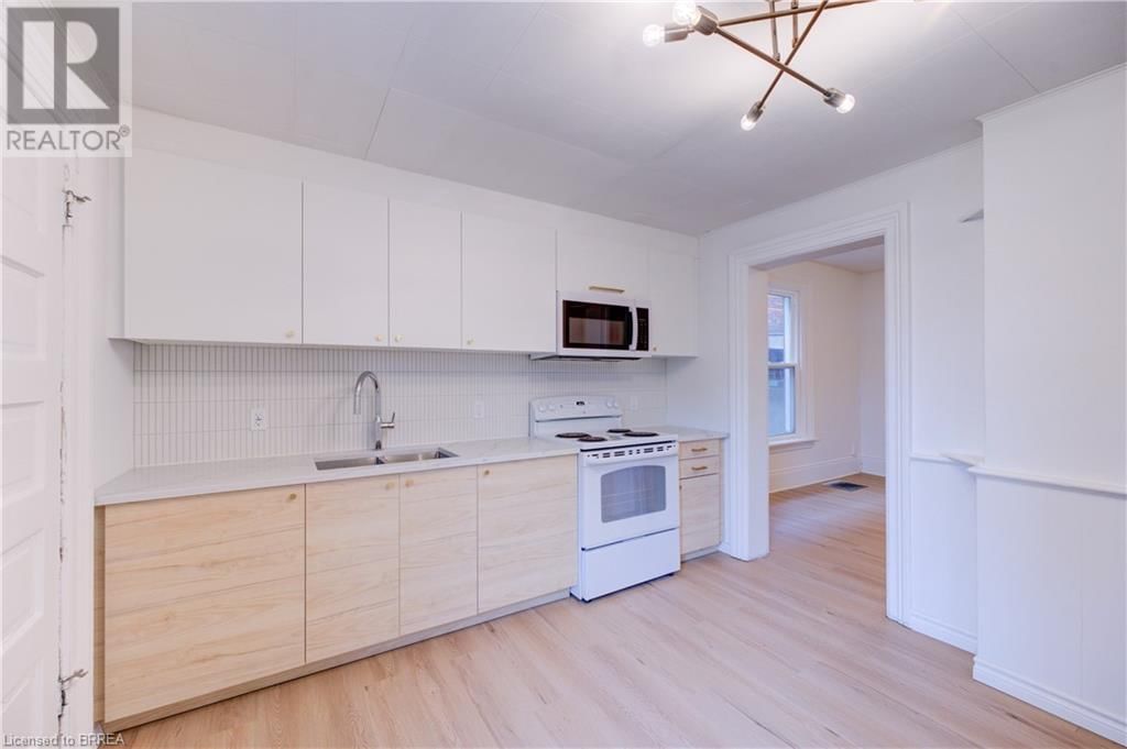 174 DARLING STREET Image 8