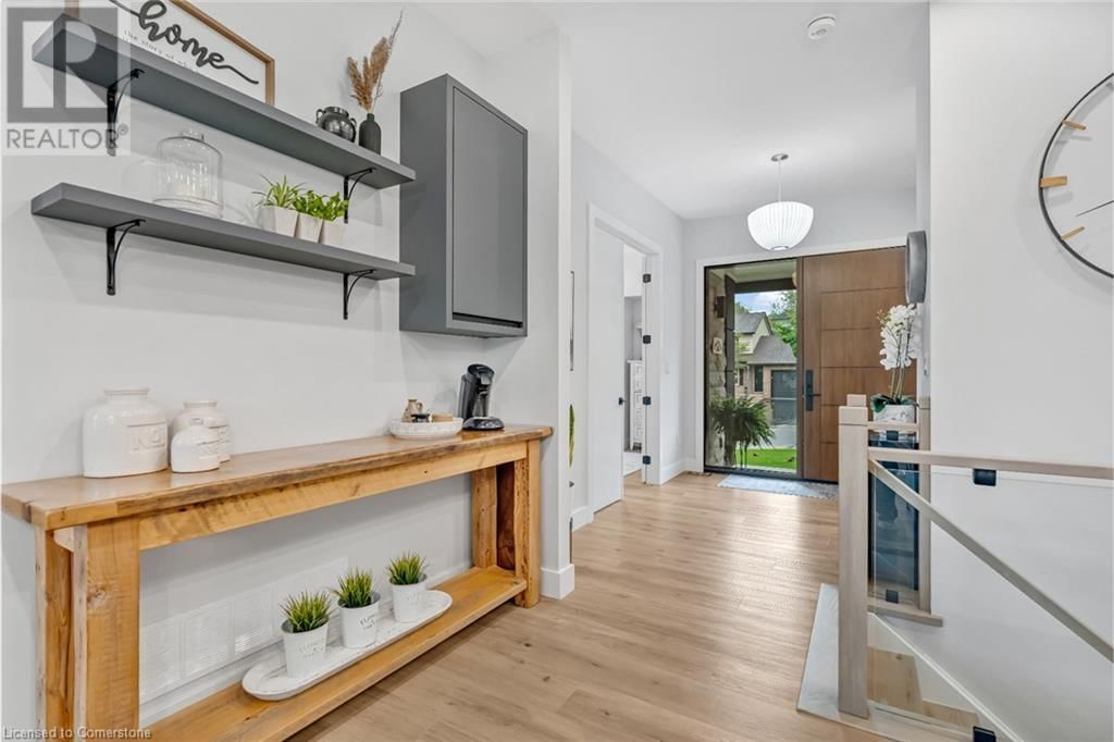 5 CARL CRESCENT Image 11