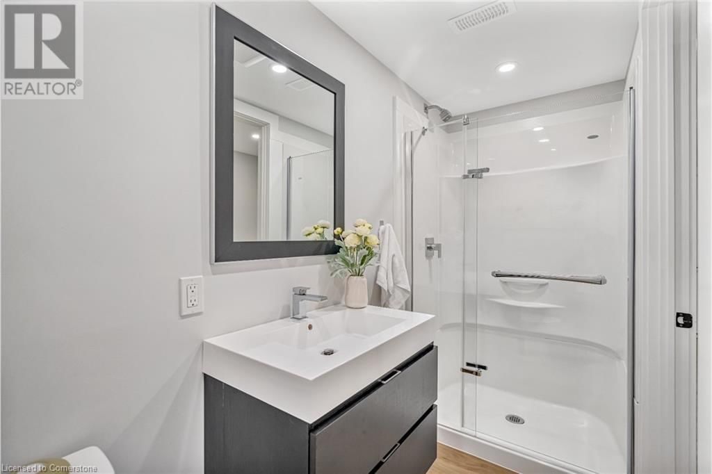 5 CARL CRESCENT Image 39