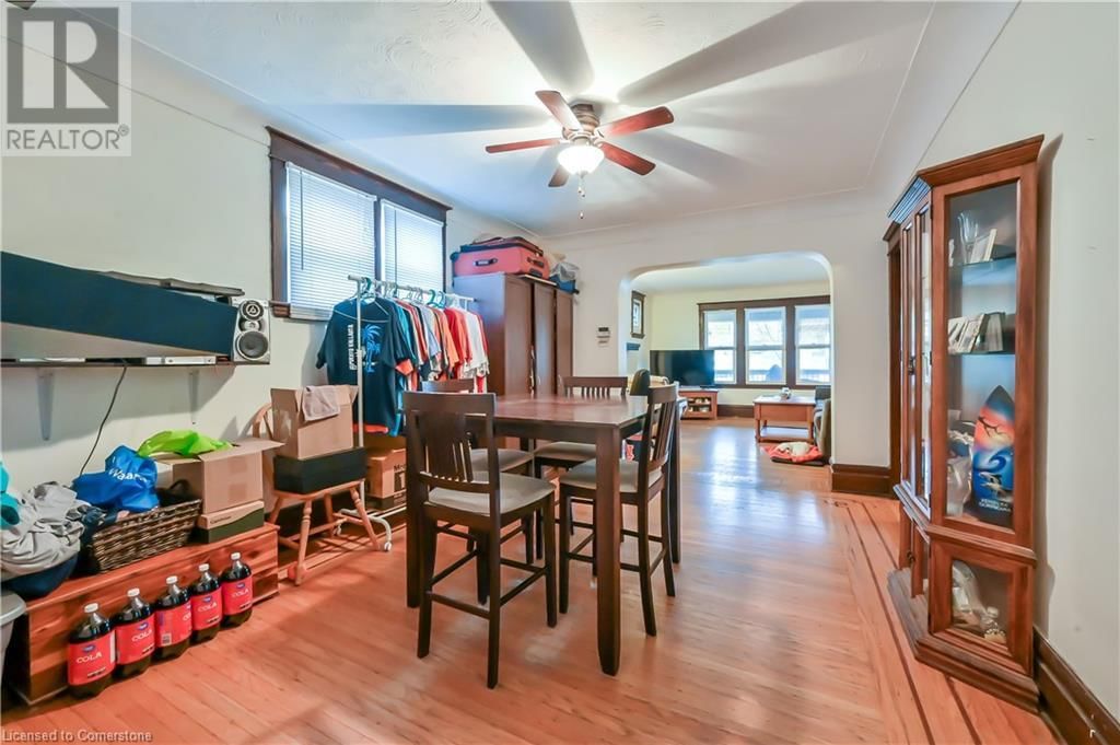 1597 KING STREET EAST Image 14