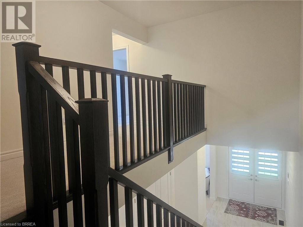 28 ROWLEY STREET Image 17
