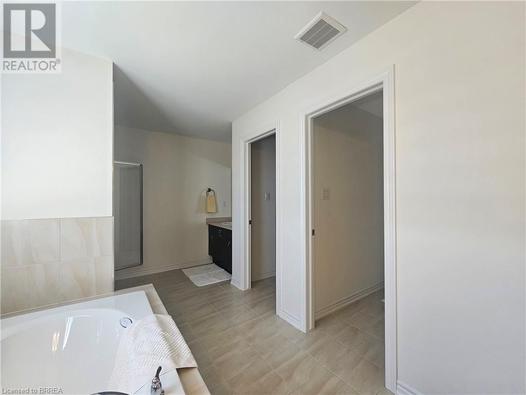 28 ROWLEY STREET Image 28