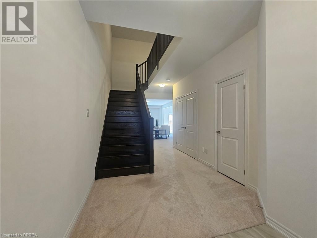 28 ROWLEY STREET Image 9