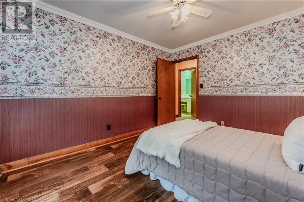 186 NAPIER STREET Image 26