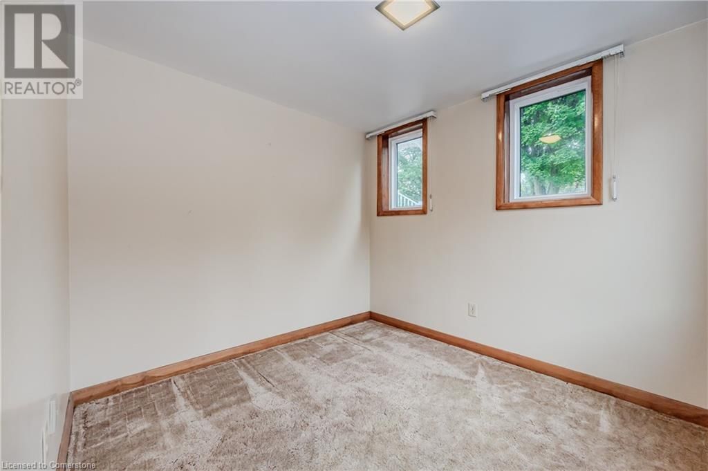 186 NAPIER STREET Image 38
