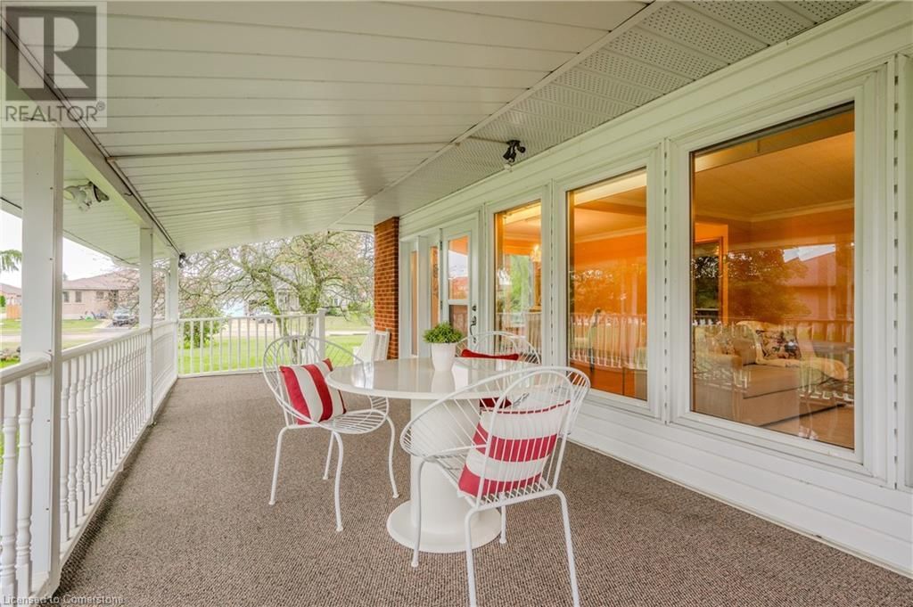 186 NAPIER STREET Image 42