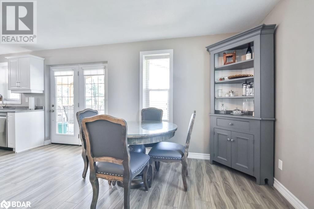 12 FULSOM CRESCENT Image 11