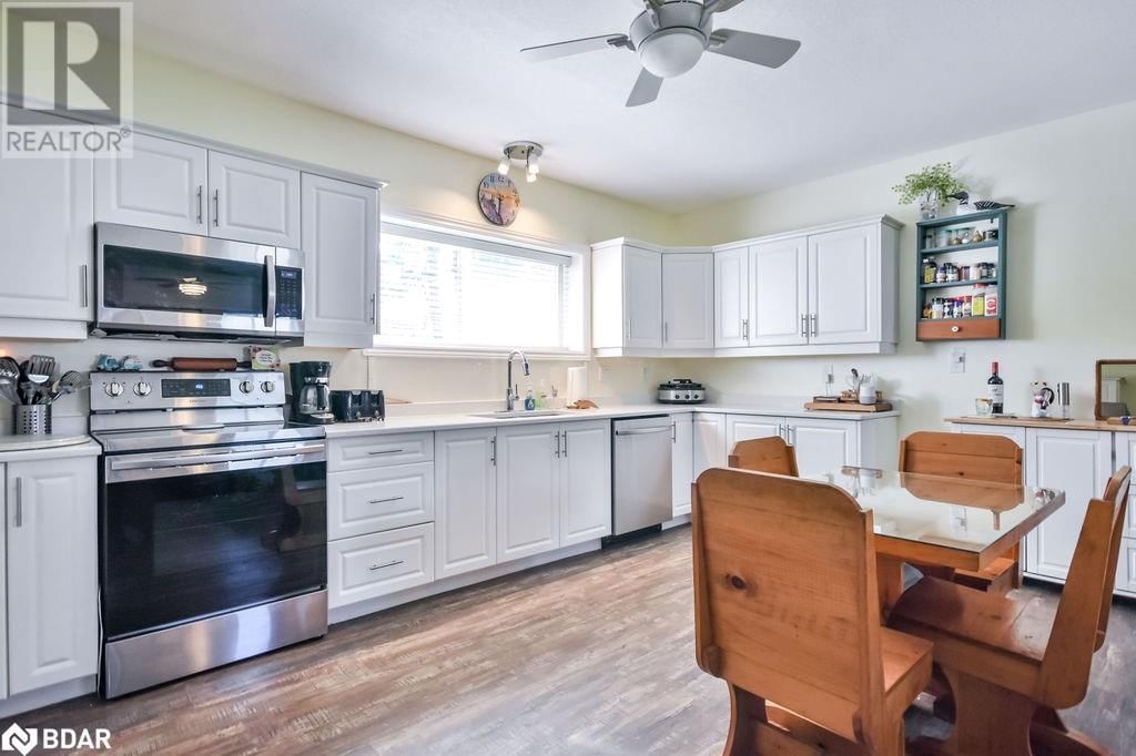 12 FULSOM CRESCENT Image 21