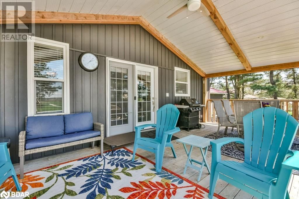12 FULSOM CRESCENT Image 32