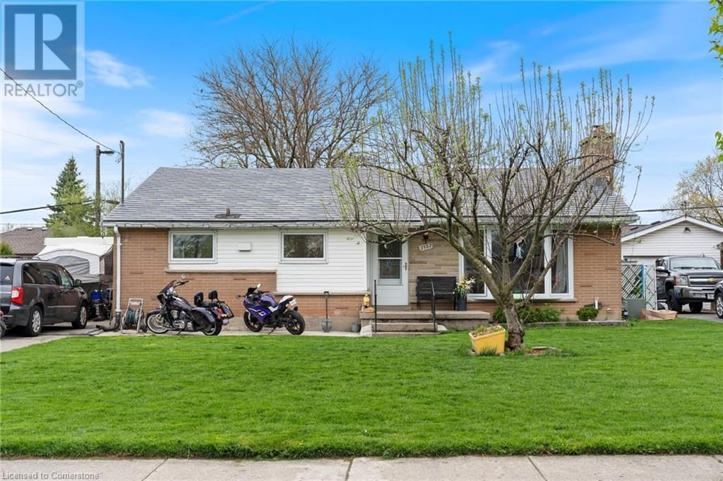 1732 SEELEY DRIVE Image 1
