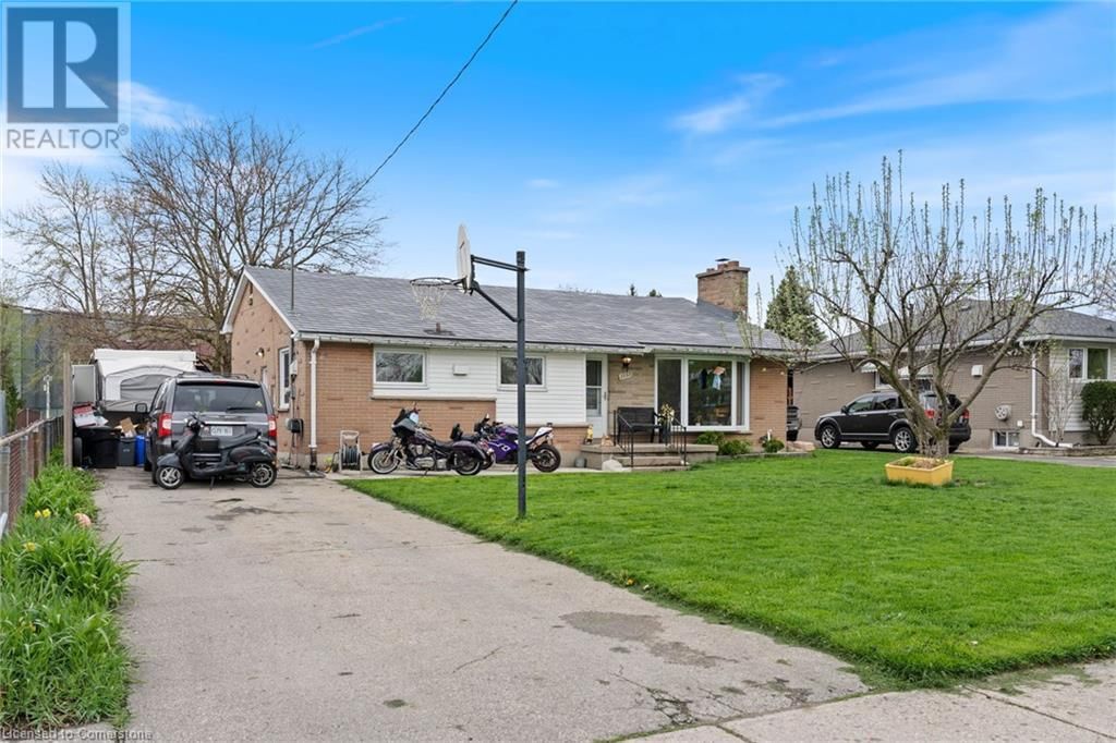 1732 SEELEY DRIVE Image 2
