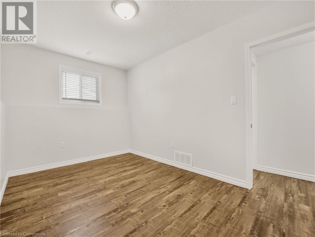 107 ALPINE AVENUE Image 29