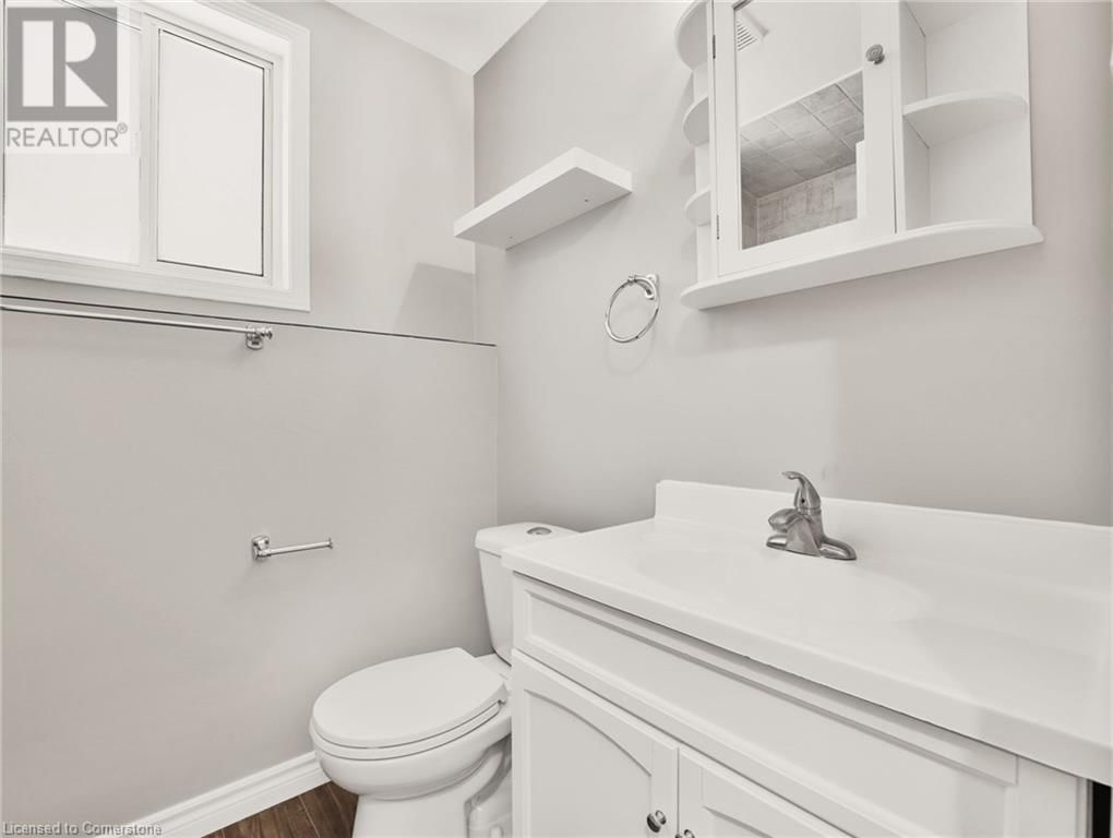 107 ALPINE AVENUE Image 35