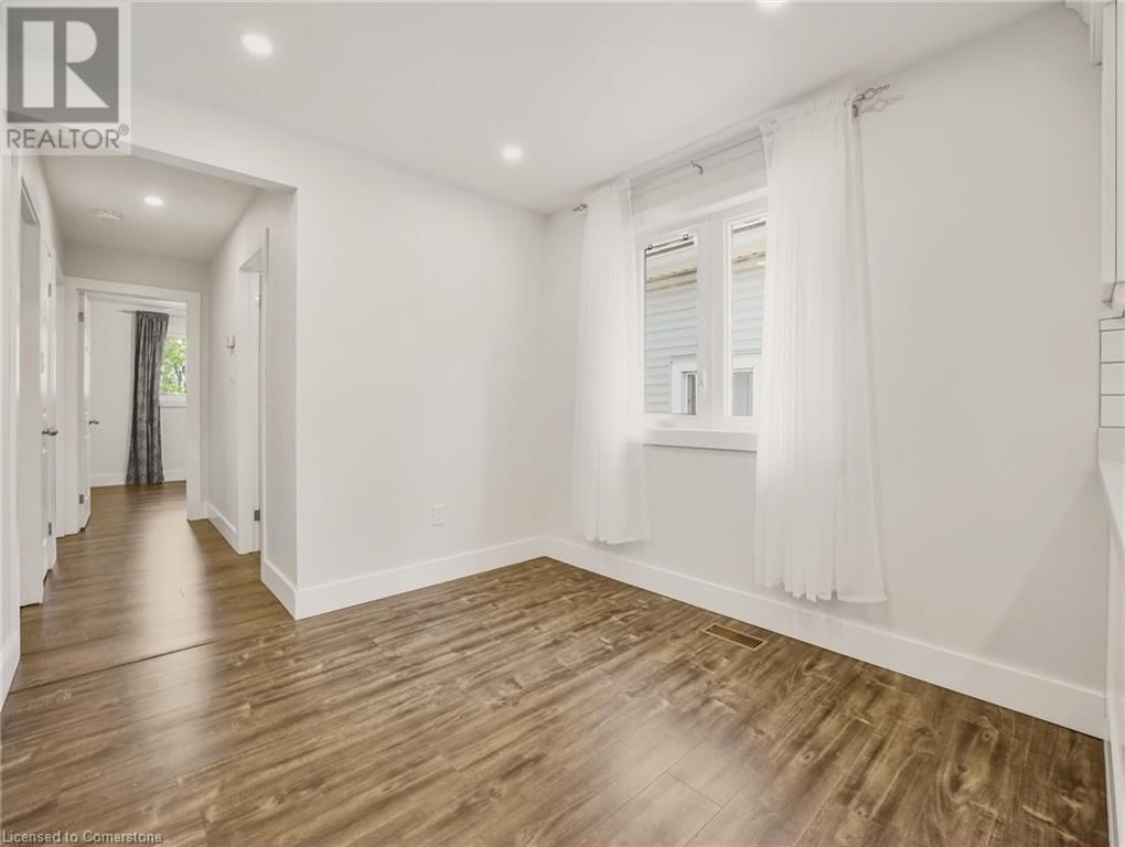 107 ALPINE AVENUE Image 5