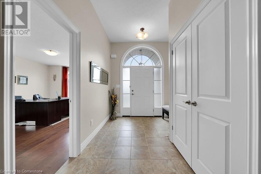 5151 MEADOWOOD LANE Image 4