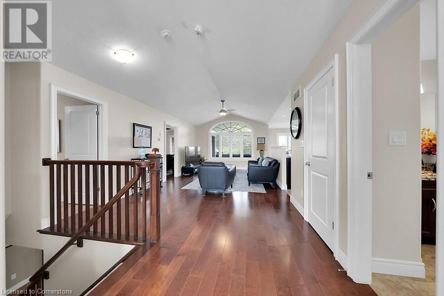 5151 MEADOWOOD LANE Image 6