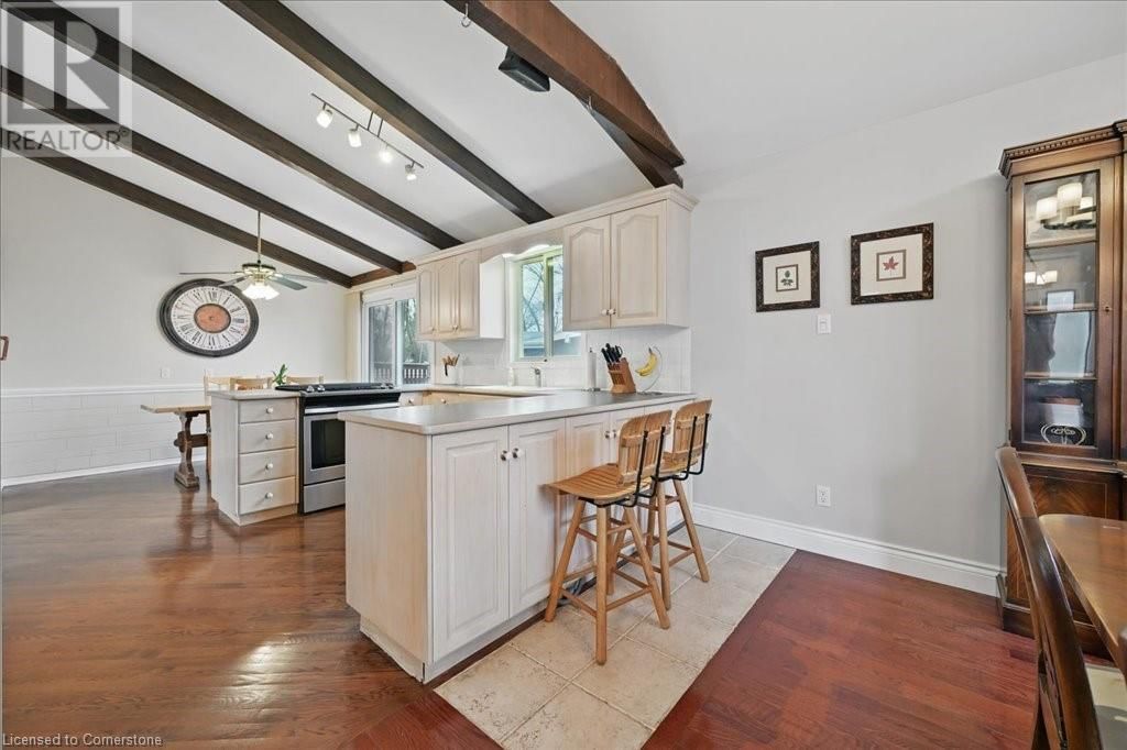 768 KING ROAD Image 10
