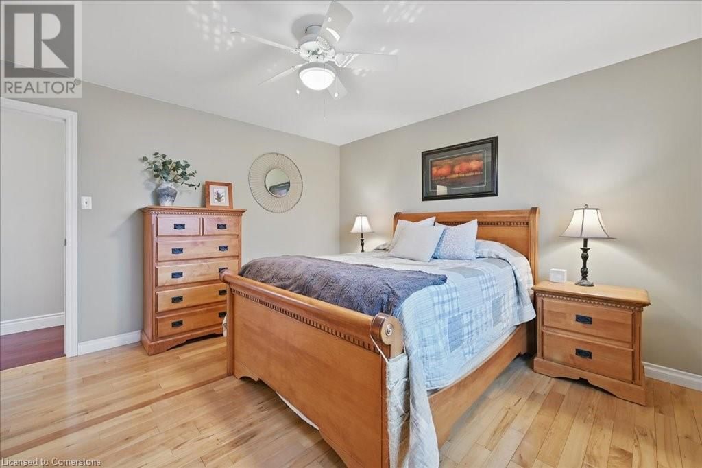 768 KING ROAD Image 17
