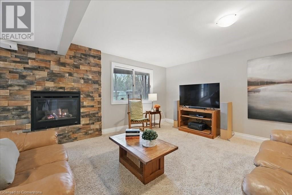 768 KING ROAD Image 22