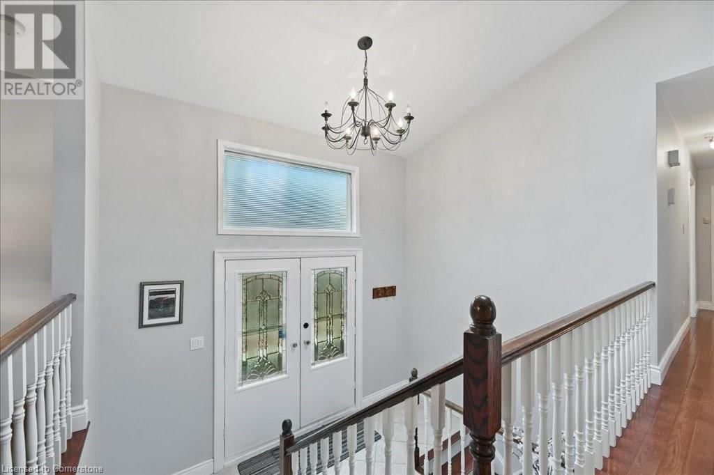 768 KING ROAD Image 3