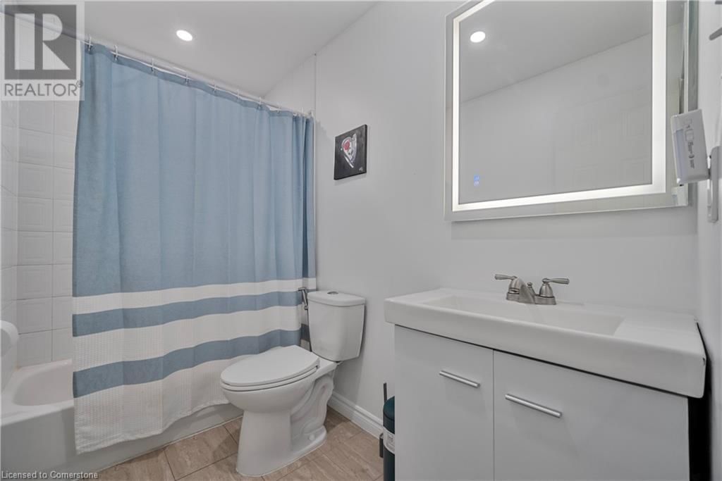 6 EULA WHITE PLACE Image 21