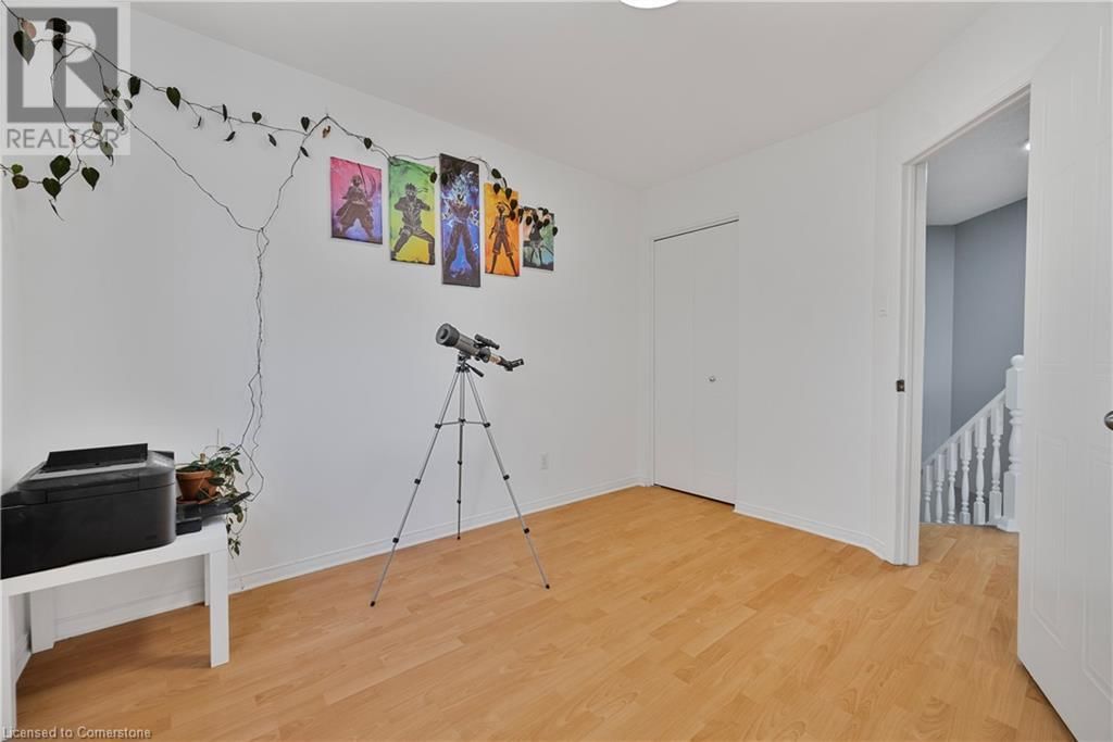 6 EULA WHITE PLACE Image 23
