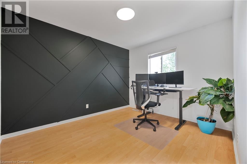 6 EULA WHITE PLACE Image 24