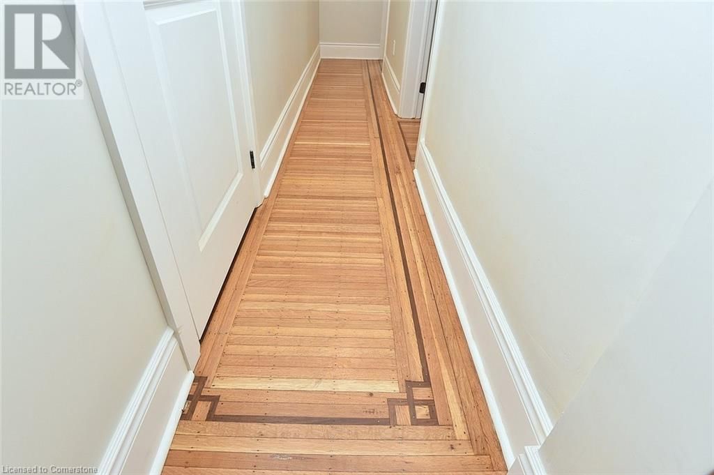 66 ERIE AVENUE Image 12