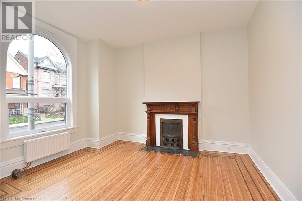66 ERIE AVENUE Image 15